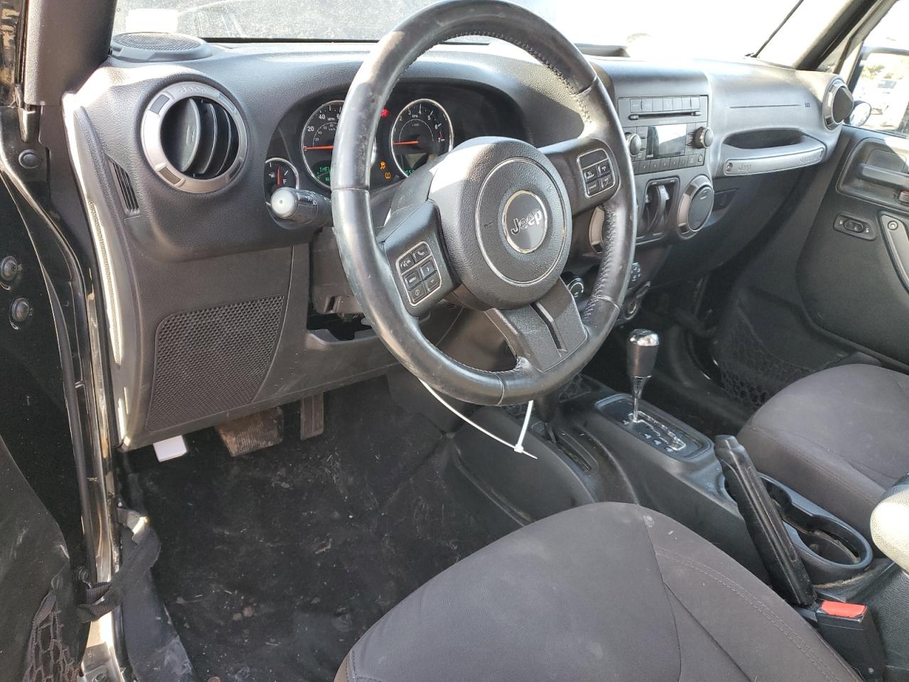 2016 Jeep Wrangler - Image 8
