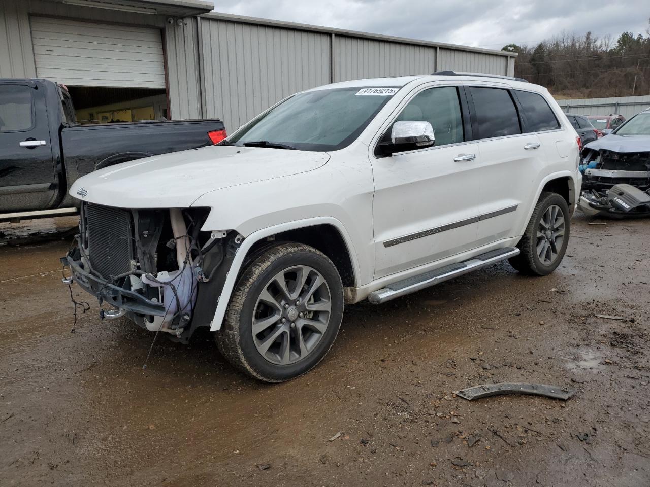 2017 Jeep Grand Cherokee - Image 1