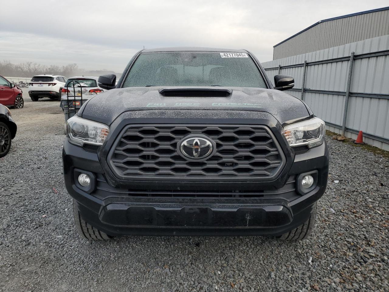 2020 Toyota Tacoma - Image 5