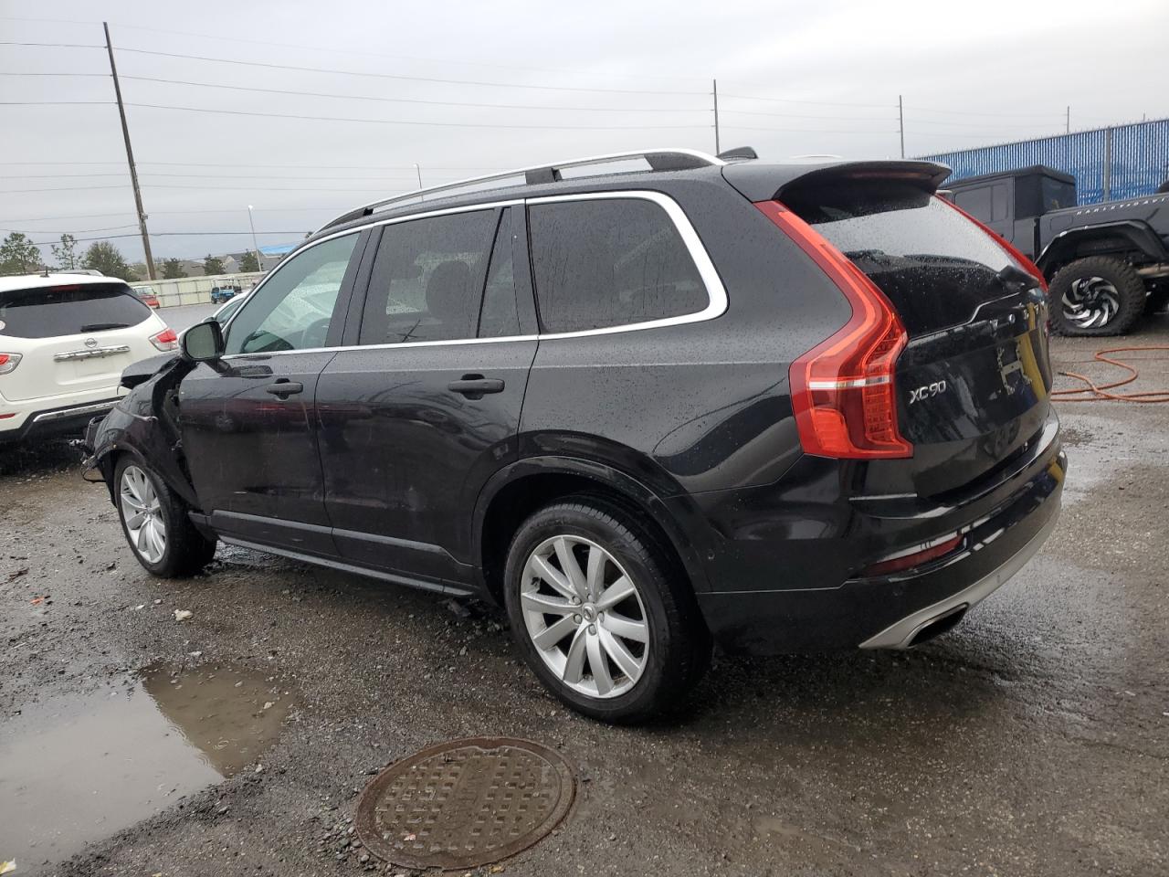 2017 Volvo XC90 - Image 2