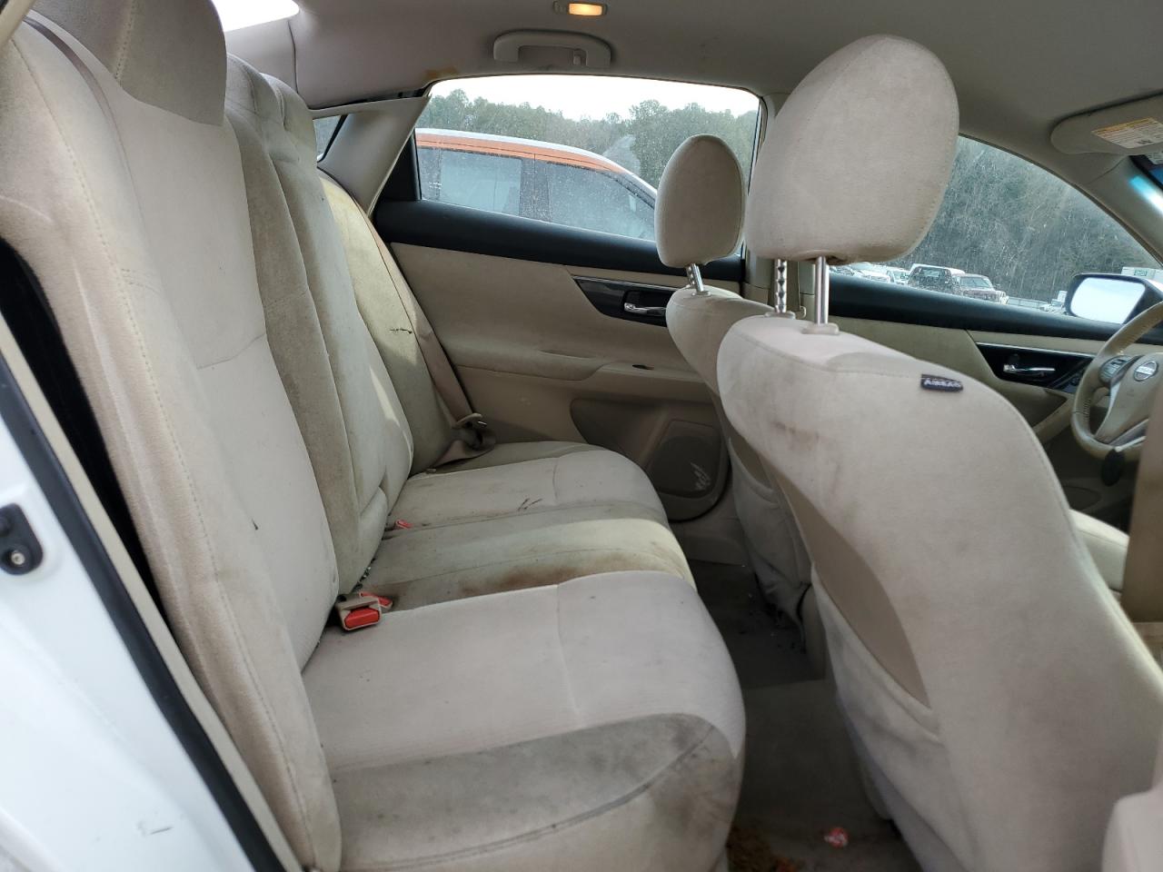 2013 Nissan Altima - Image 10