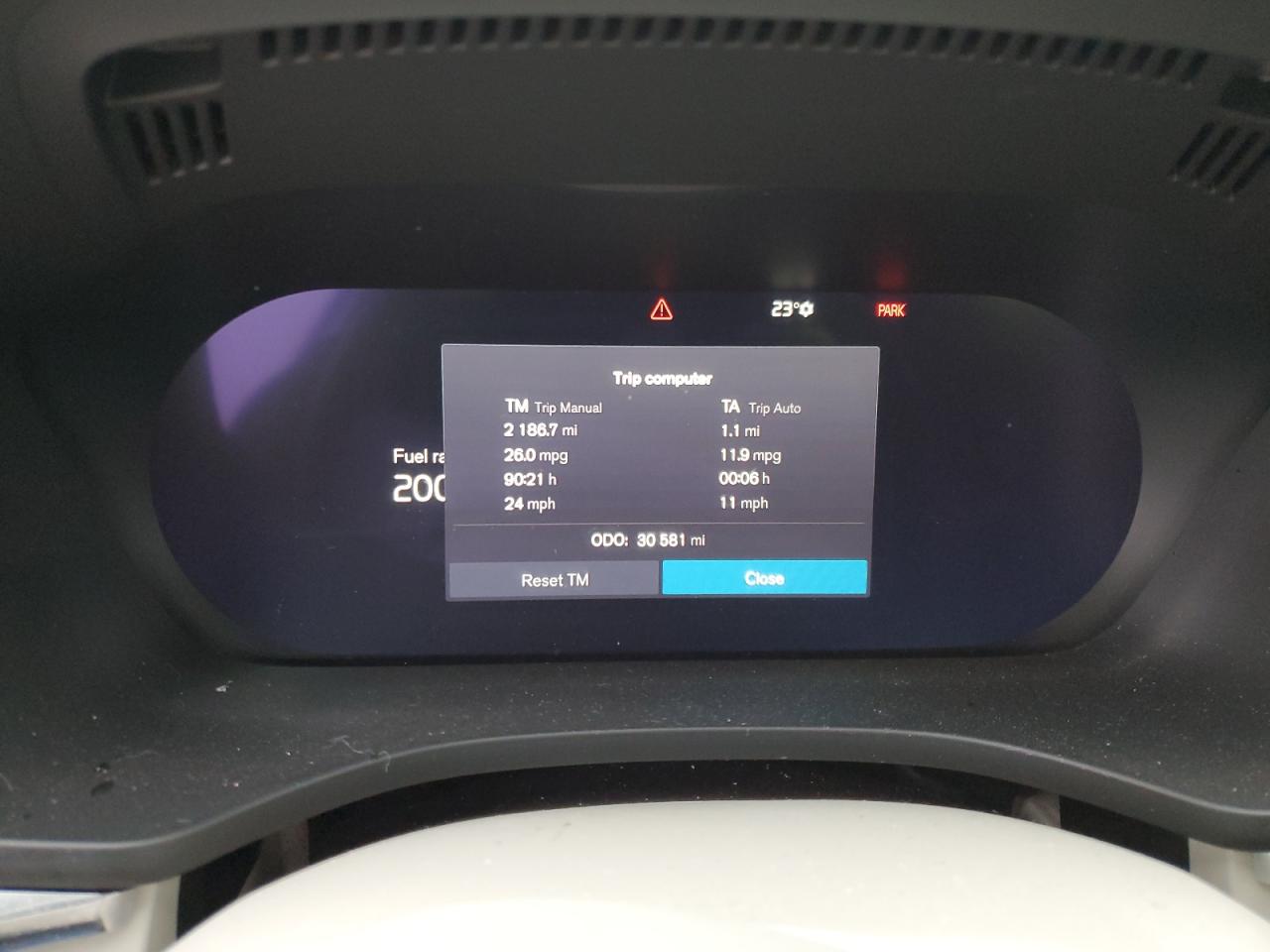 2022 Volvo XC60 - Image 9
