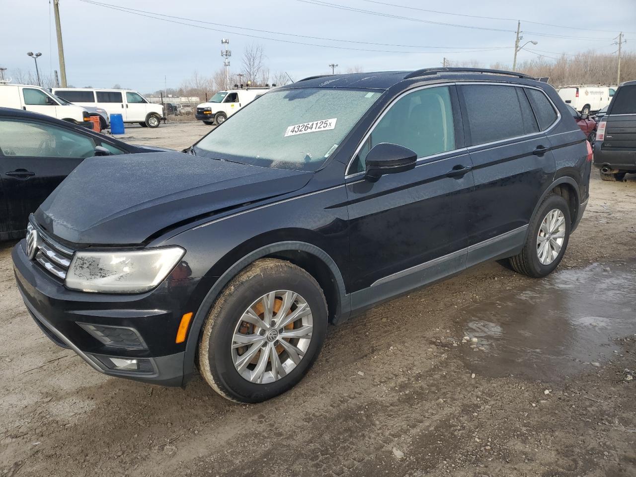 2018 Volkswagen Tiguan Se na sprzedaż w Indianapolis, IN - Front End