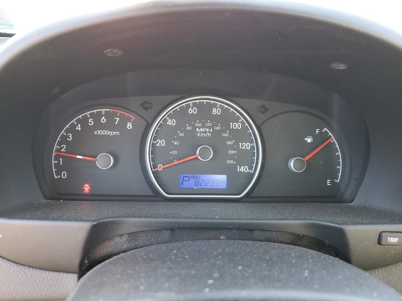 2010 Hyundai Elantra - Image 9