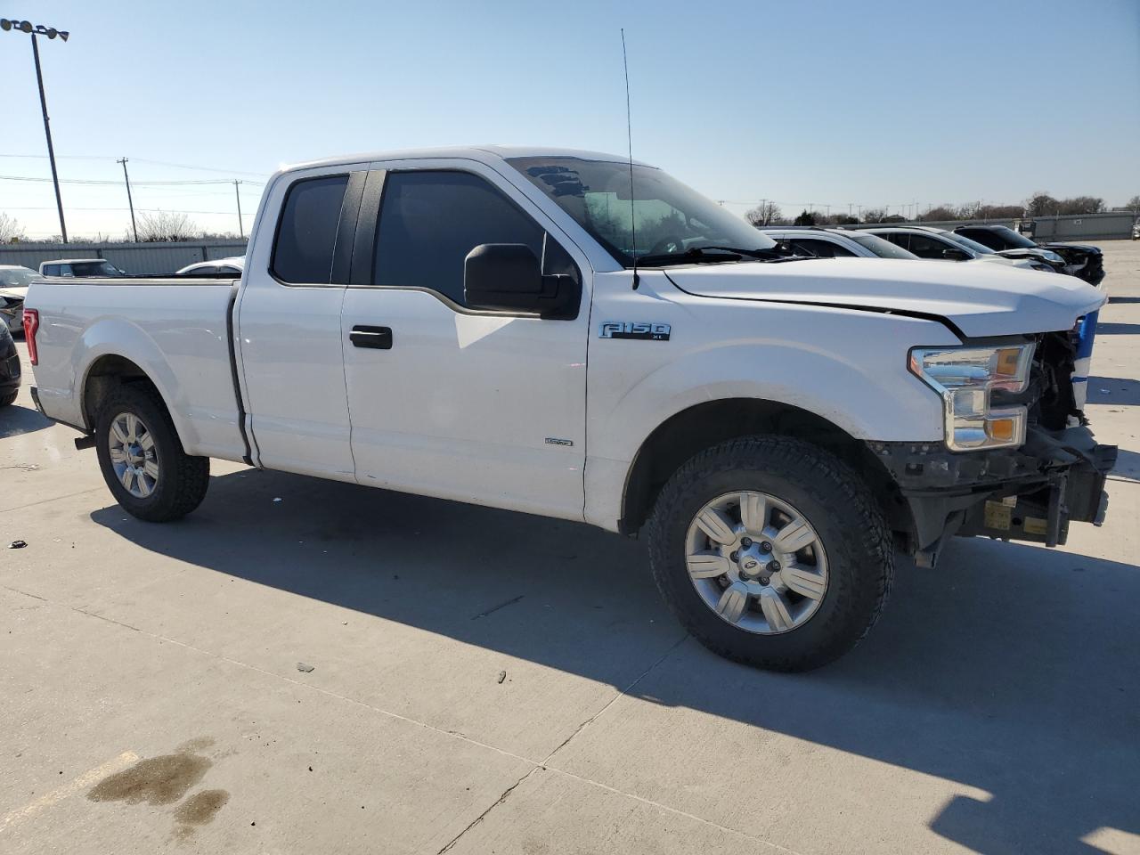 2016 Ford F-150 - Image 4