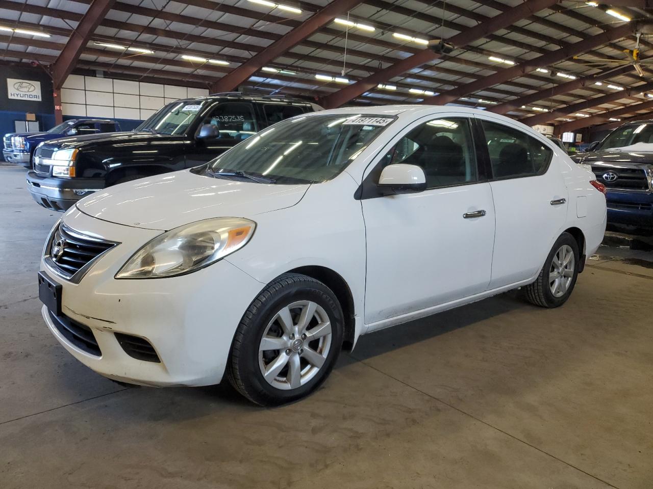 2014 Nissan Versa - Image 1