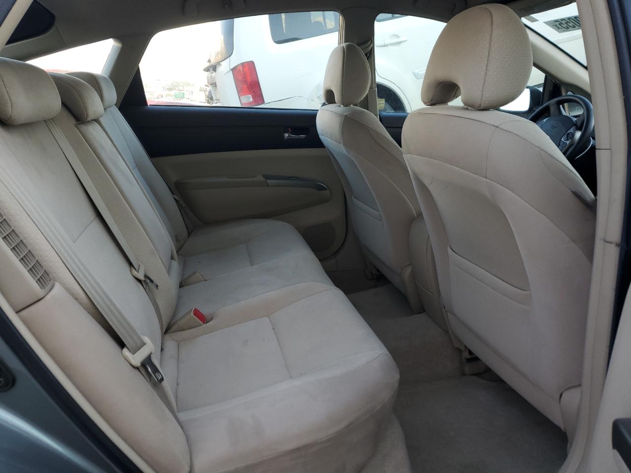 2004 Toyota Prius - Image 10