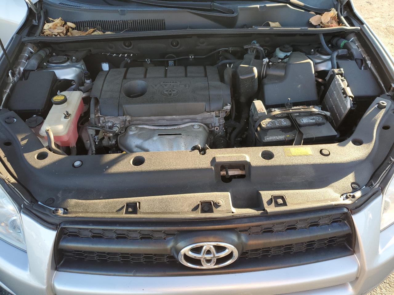 2011 Toyota RAV 4 - Image 13