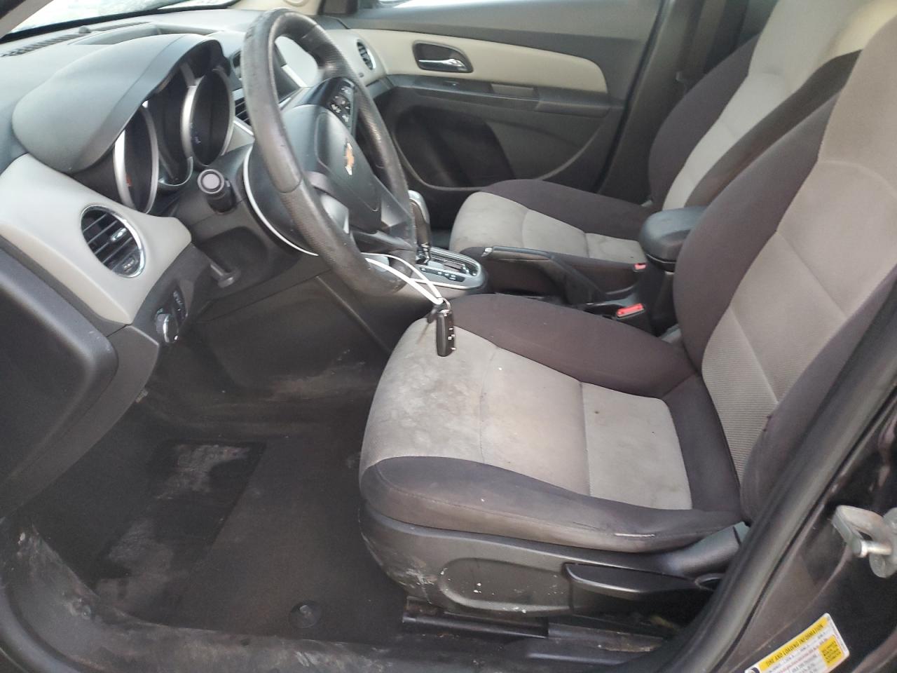 2014 Chevrolet Cruze - Image 7