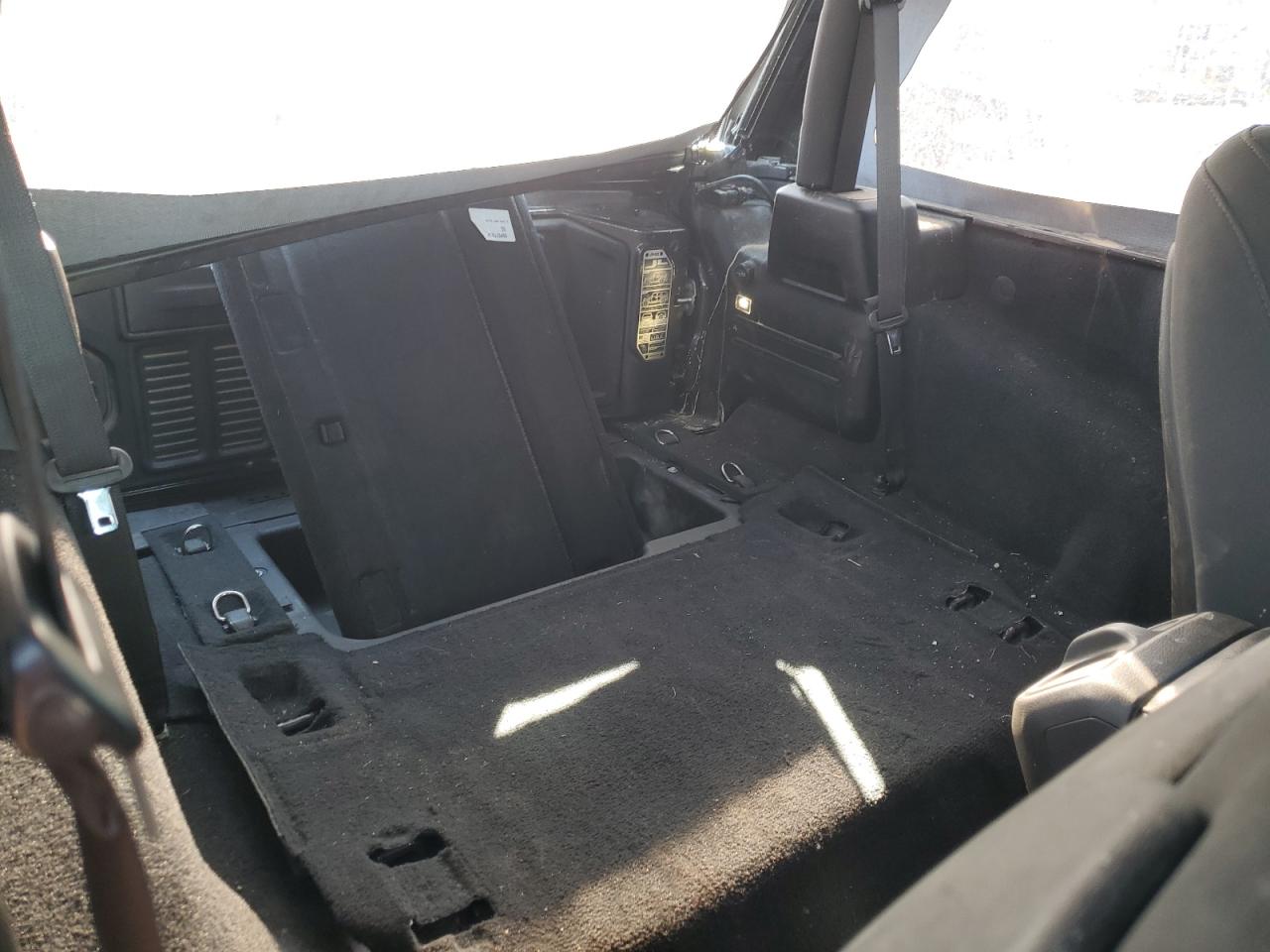 2021 Jeep Wrangler - Image 11