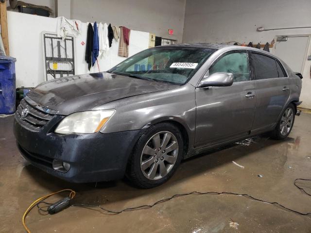 2005 Toyota Avalon Xl