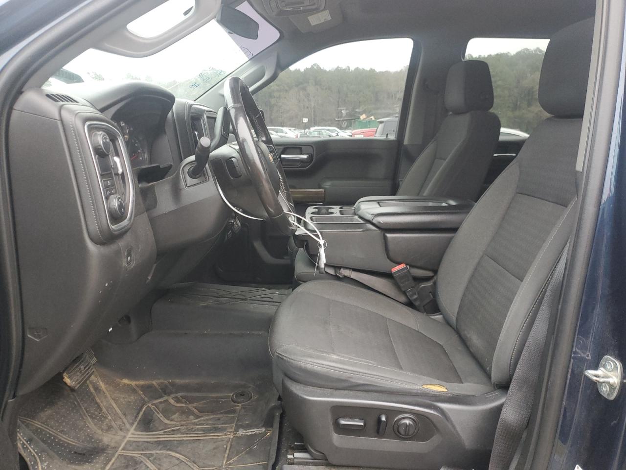 2020 Chevrolet Silverado - Image 7