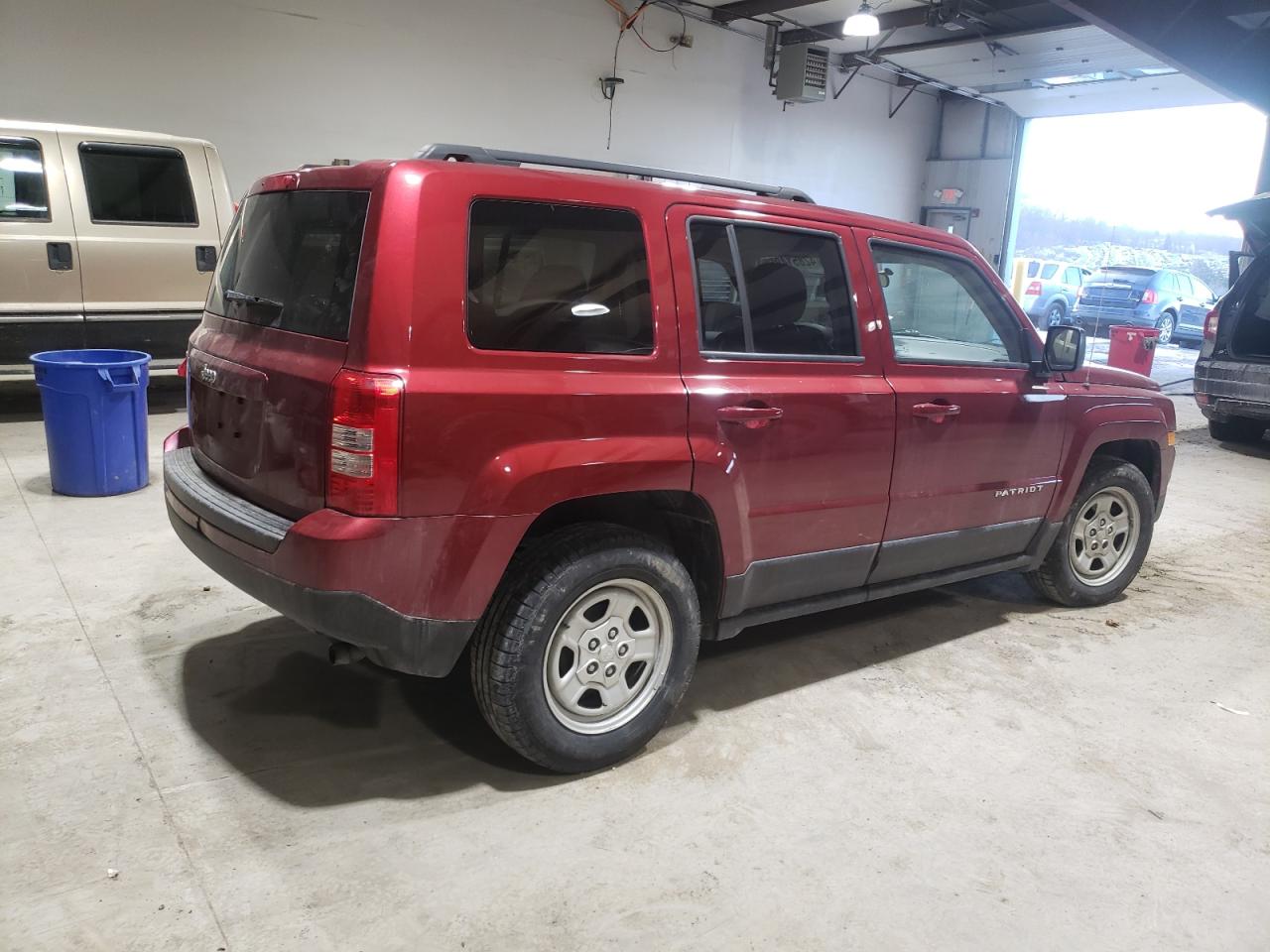 2015 Jeep Liberty (Patriot) - Image 3