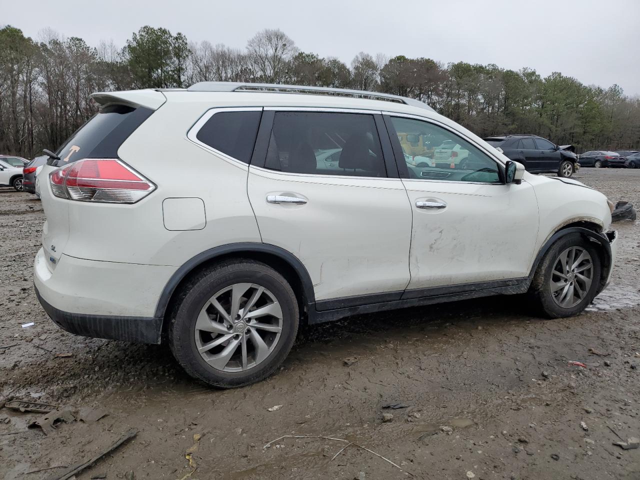 2014 Nissan Rogue - Image 3