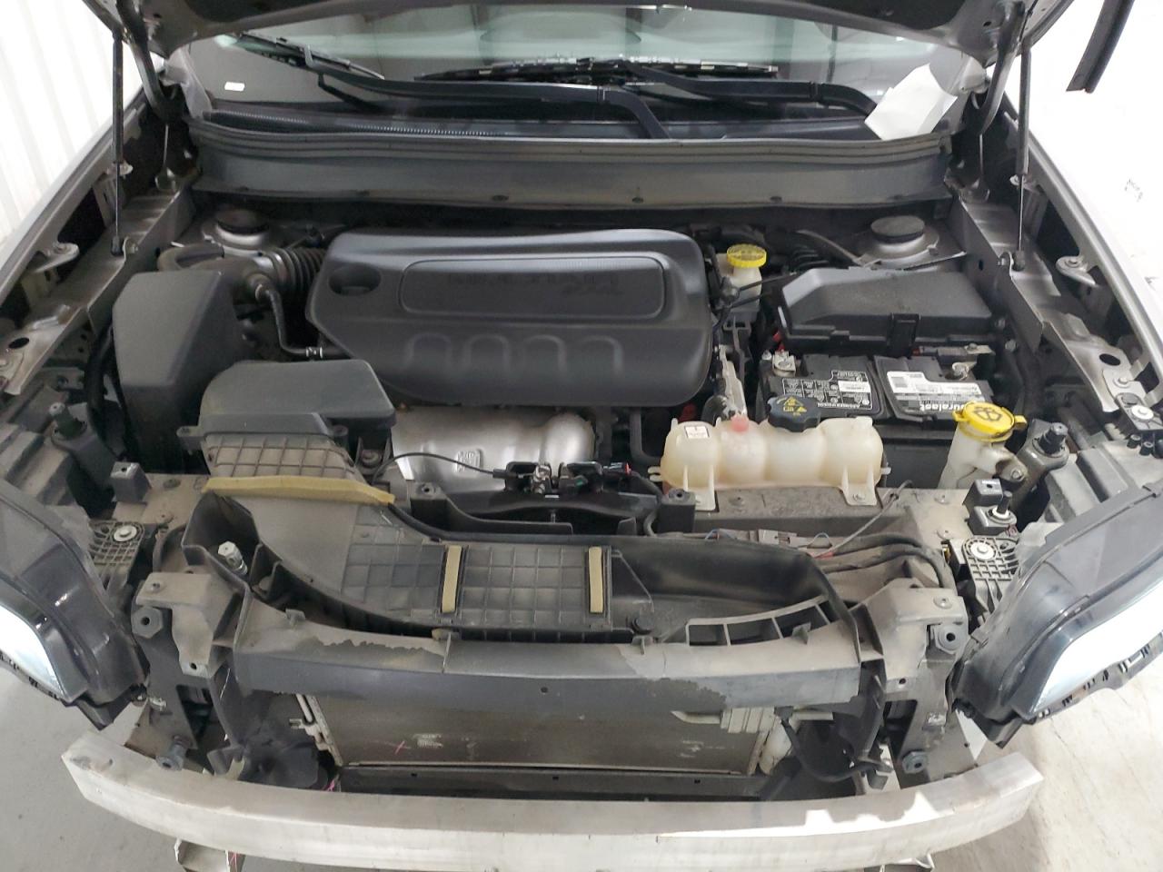 2019 Jeep Grand Cherokee - Image 12
