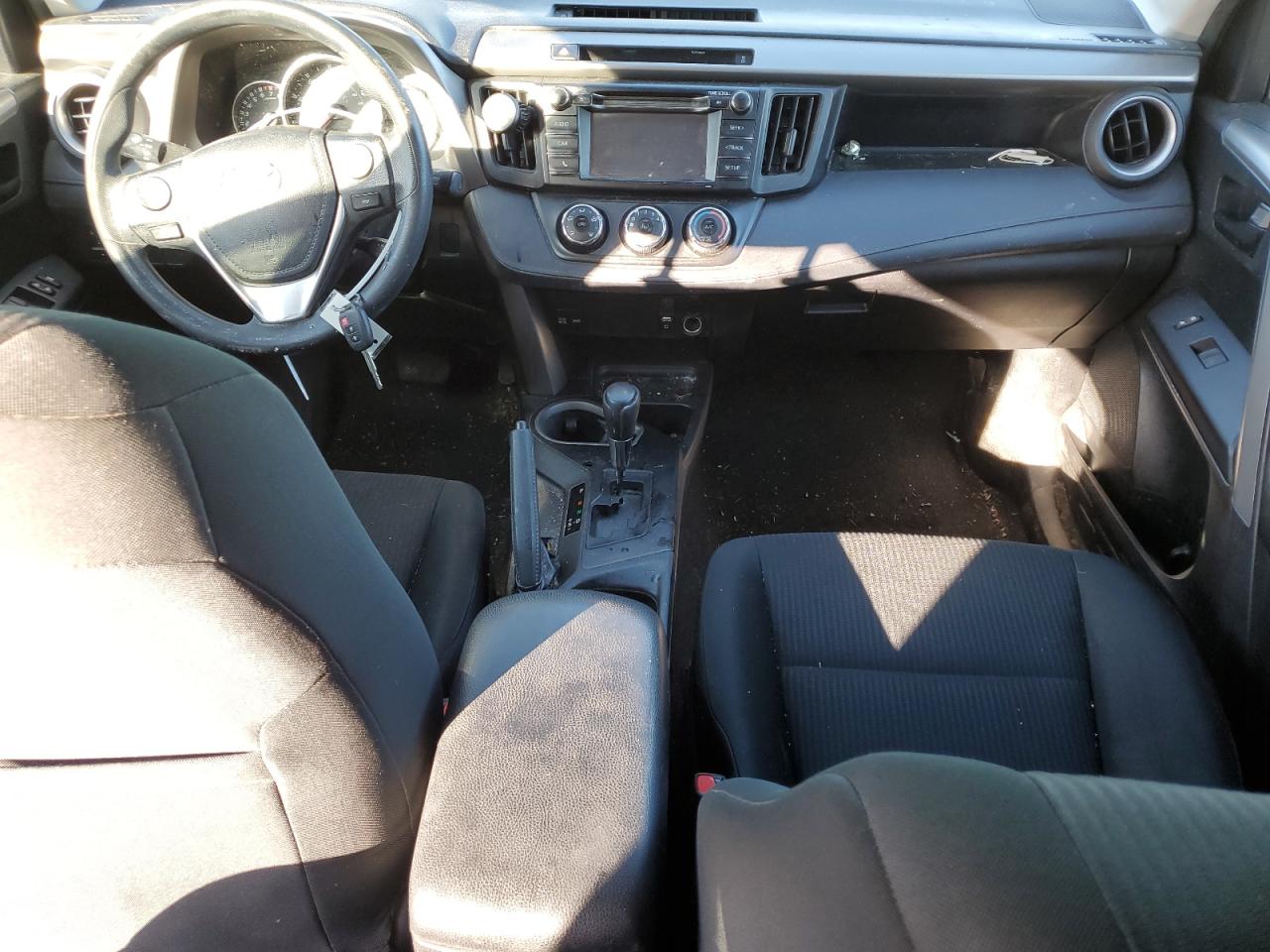 2016 Toyota RAV 4 - Image 8