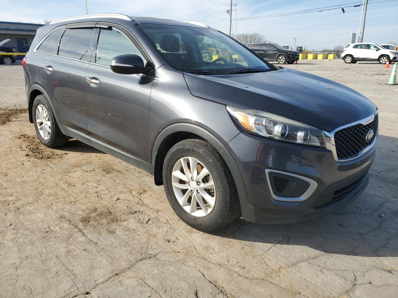 2017 Kia Sorento - Image 4