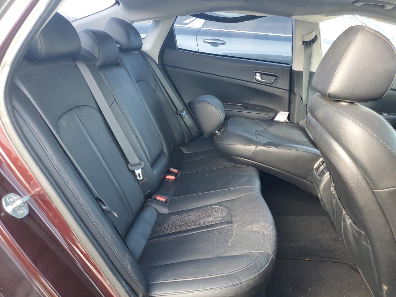 2019 Kia Optima - Image 10