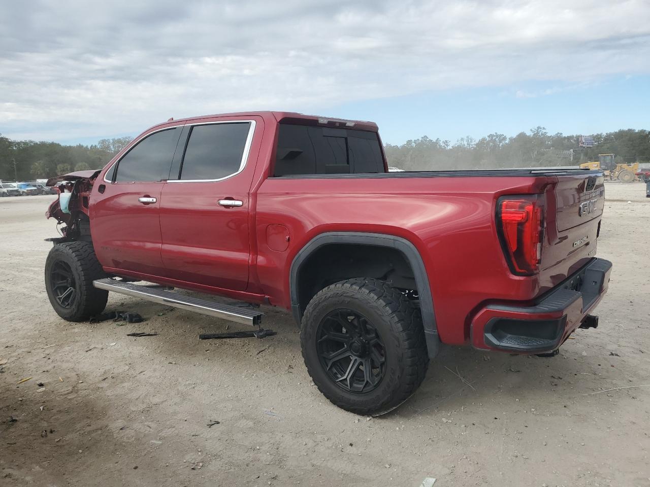 2019 GMC Sierra - Image 2