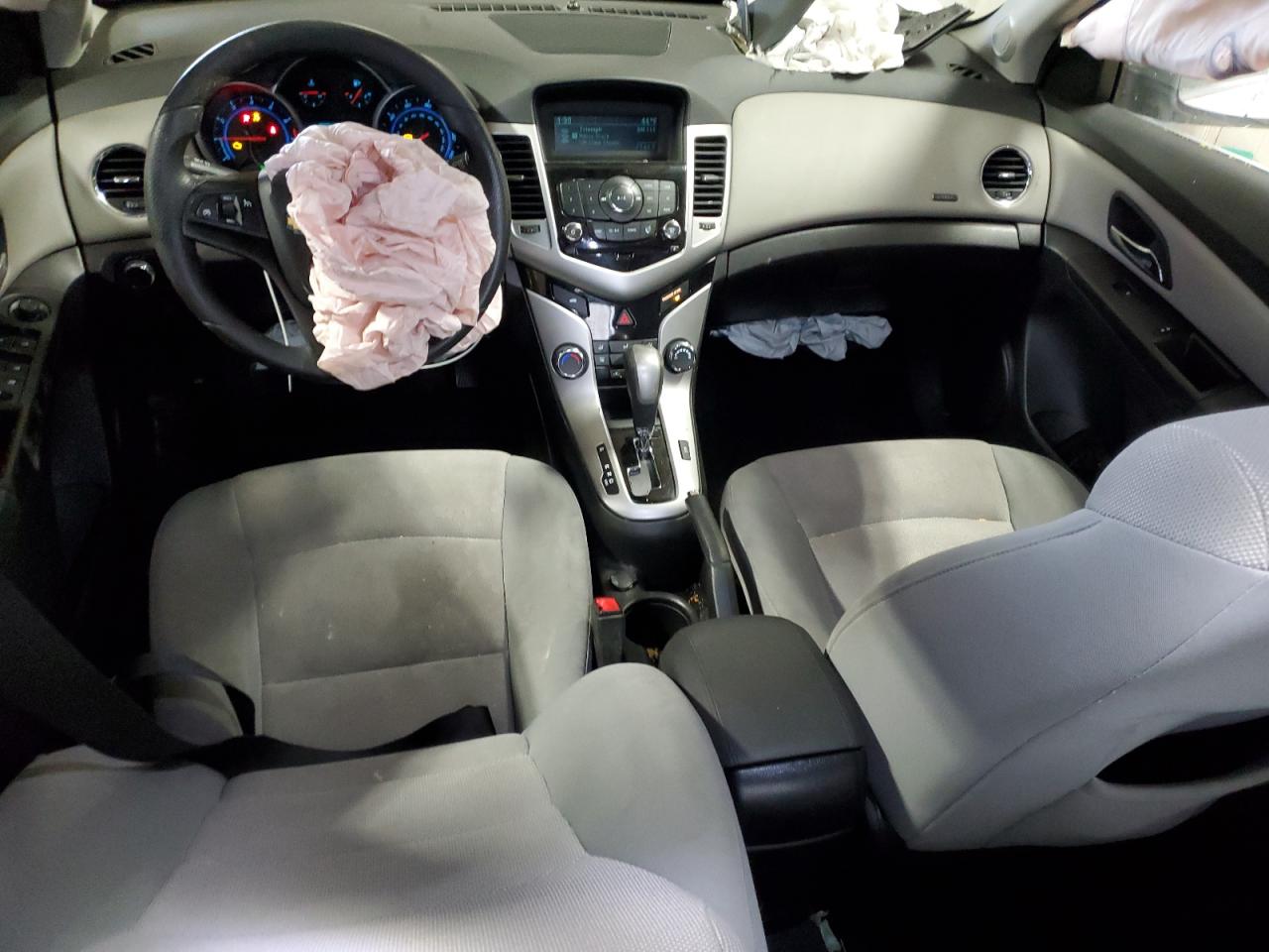 2015 Chevrolet Cruze - Image 8