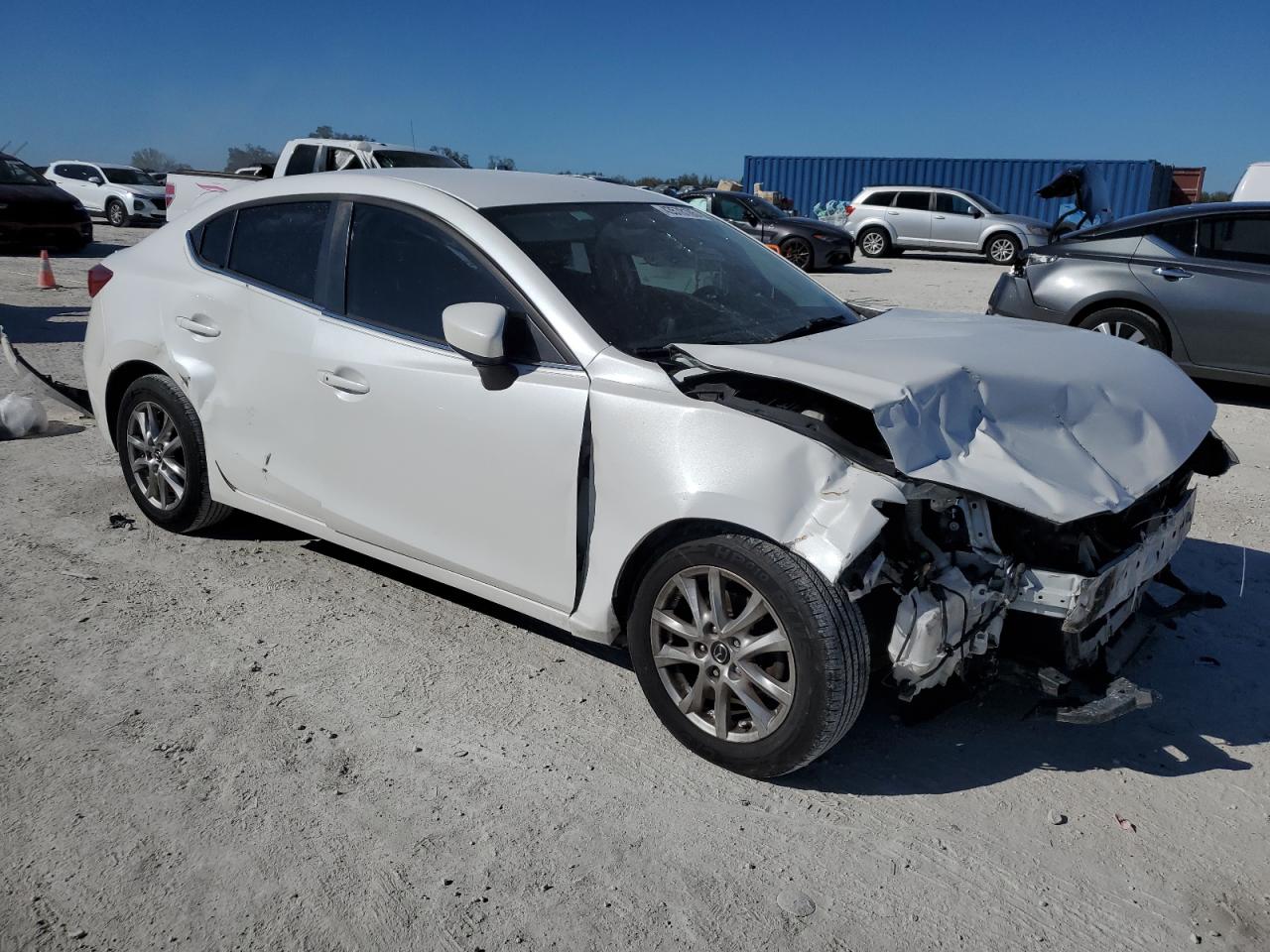 2014 Mazda 3 - Image 4