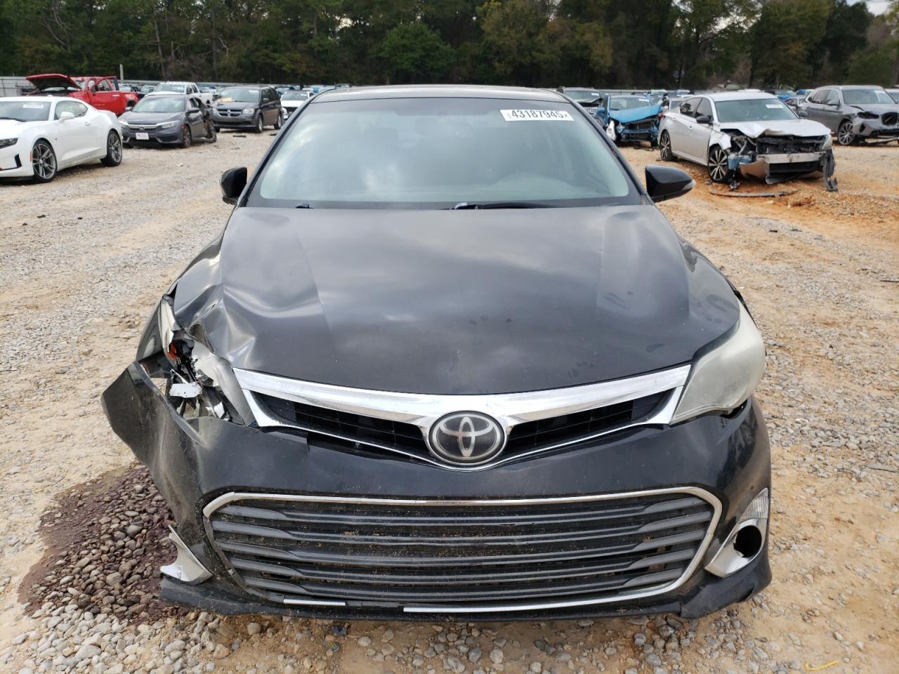 2015 Toyota Avalon - Image 5
