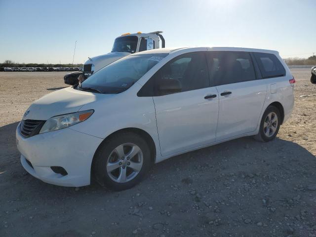 2014 Toyota Sienna 