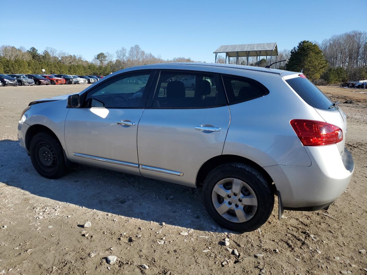 2014 Nissan Rogue - Image 2