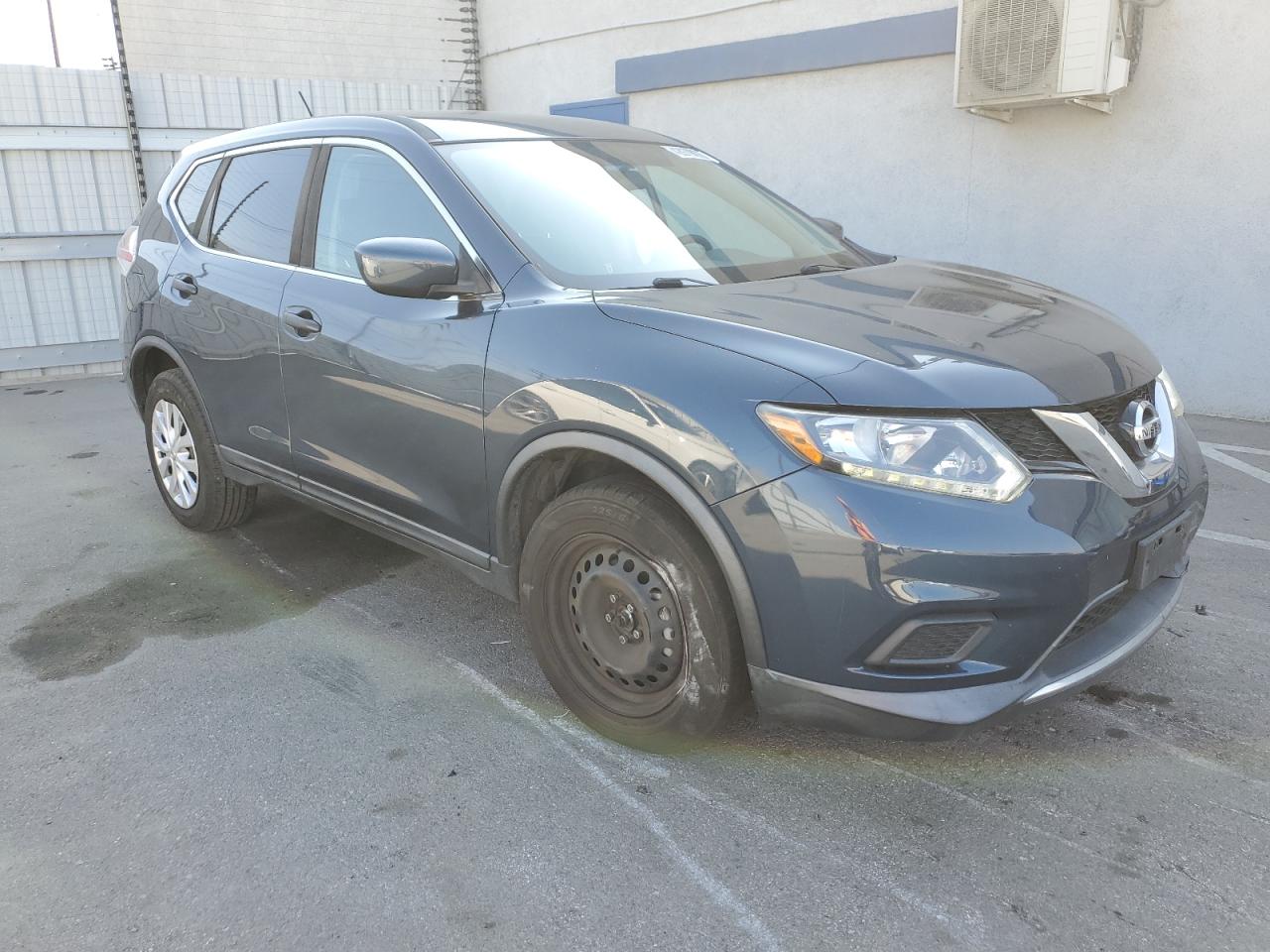 2016 Nissan Rogue - Image 4