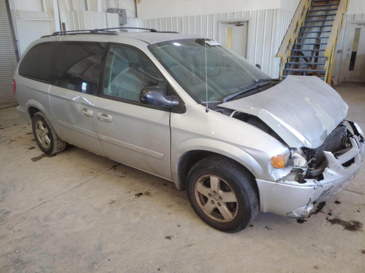 2006 Dodge Caravan - Image 4