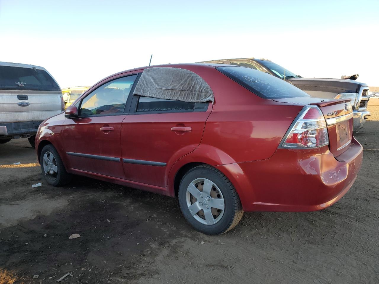 2010 Chevrolet Aveo - Image 2