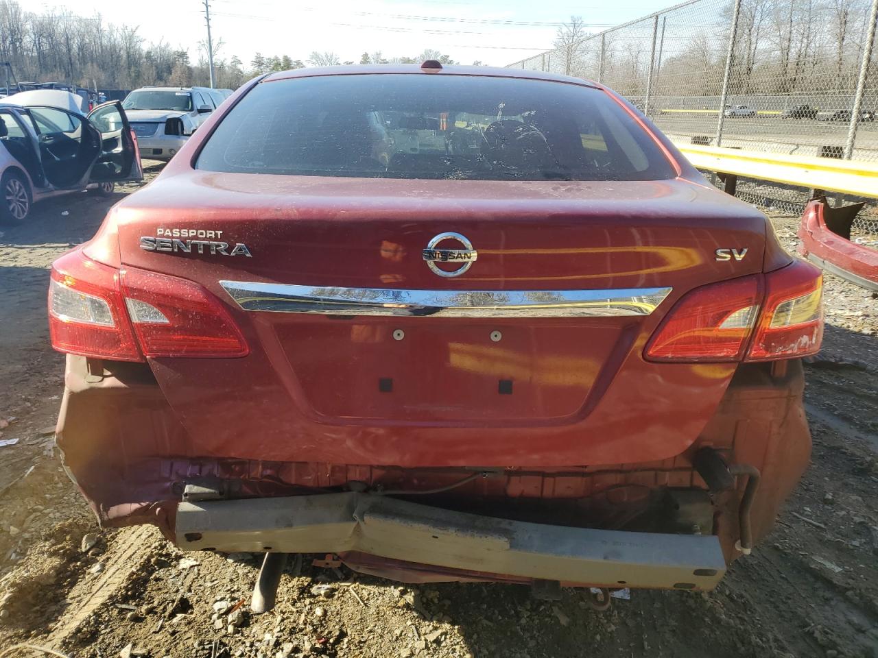 2016 Nissan Sentra - Image 6