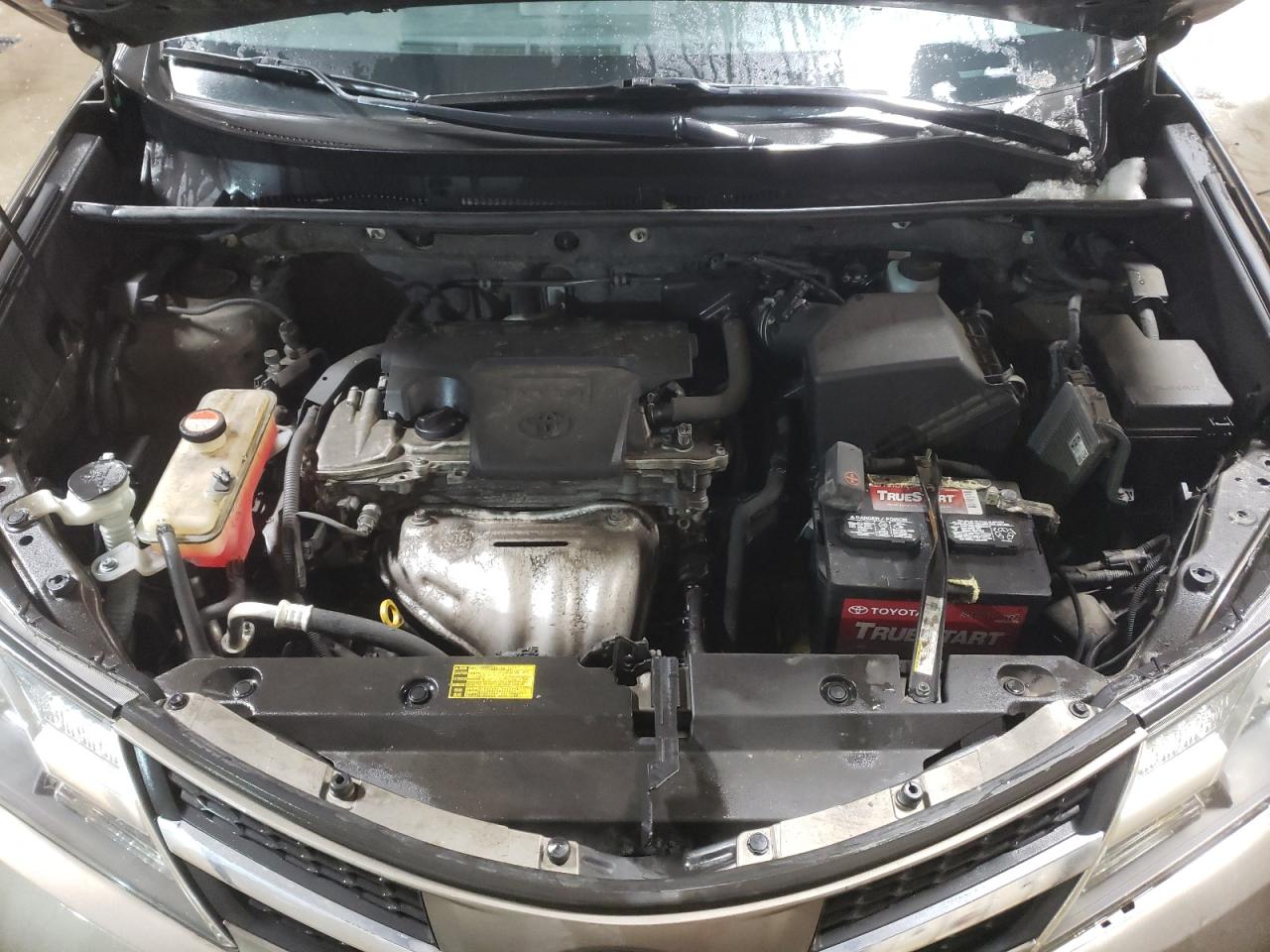 2015 Toyota RAV 4 - Image 11