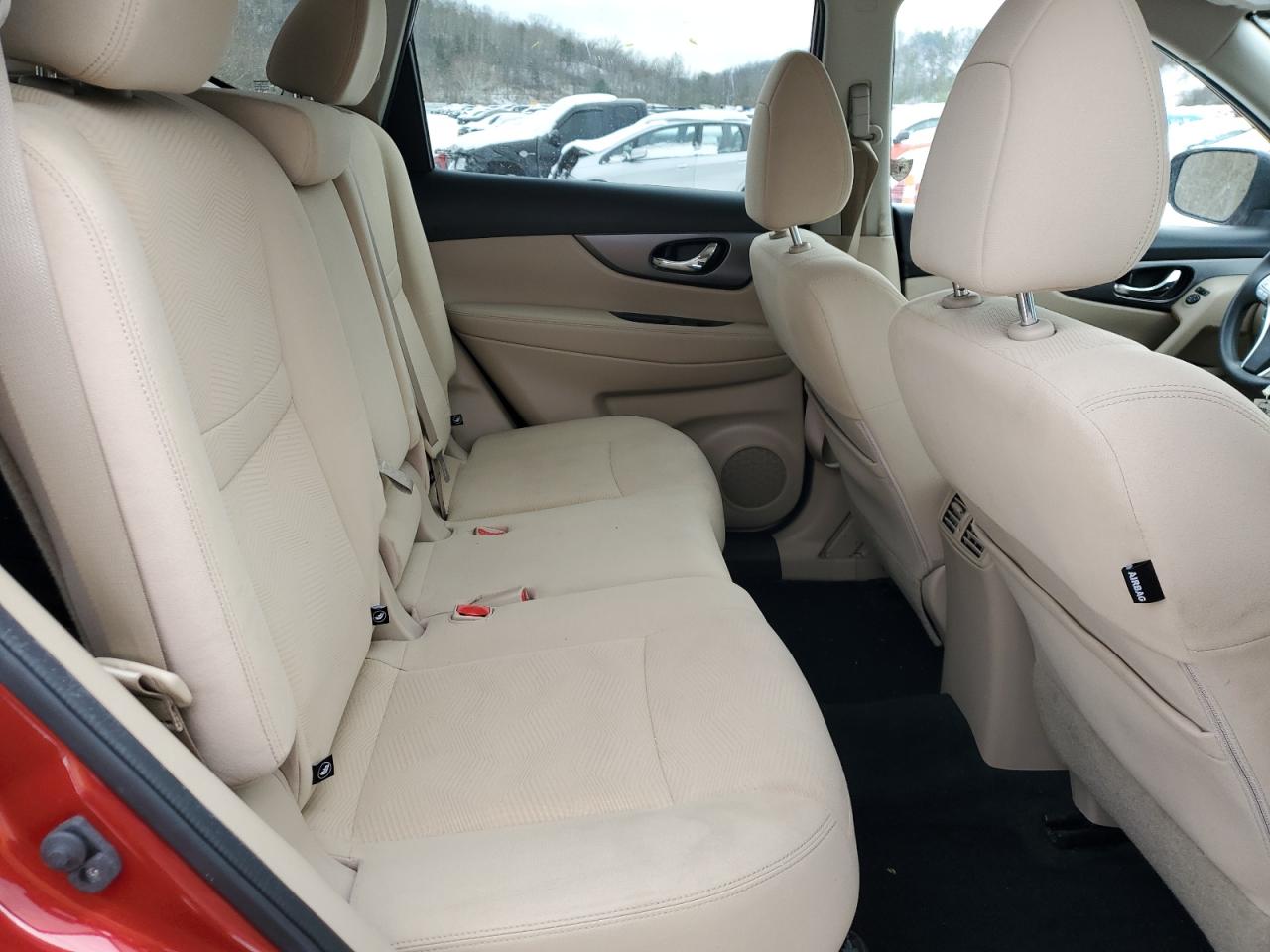 2016 Nissan Rogue - Image 11