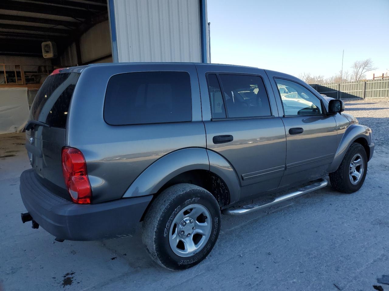 2004 Dodge Durango - Image 3