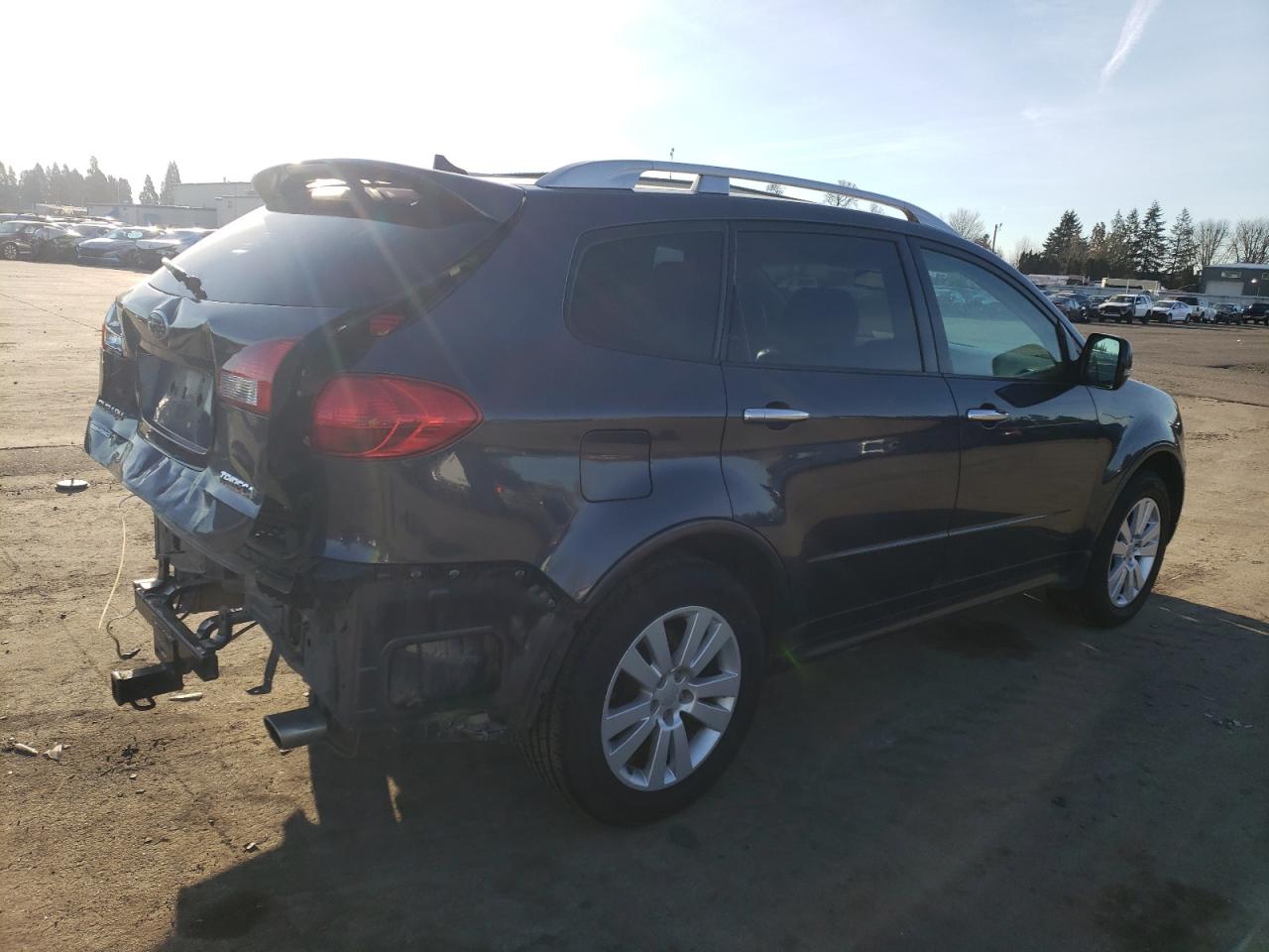 2010 Subaru Tribeca - Image 3