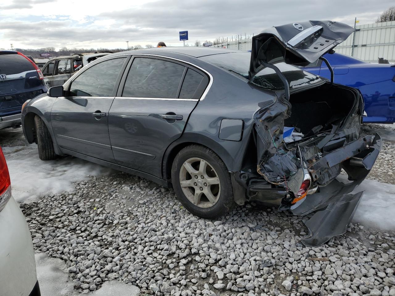 2010 Nissan Altima - Image 2