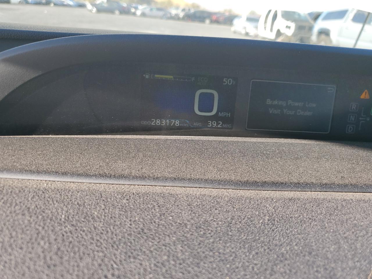 2018 Toyota Prius - Image 9