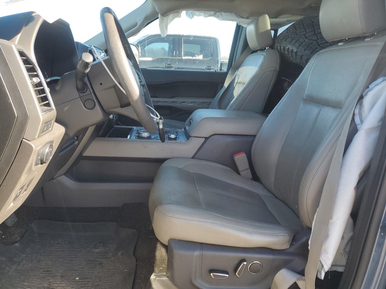 2018 Ford Expedition - Image 7