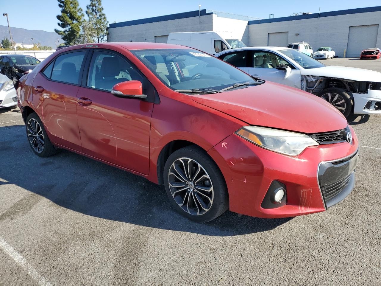 VIN 5YFBURHE4GP388724 2016 TOYOTA COROLLA no.4