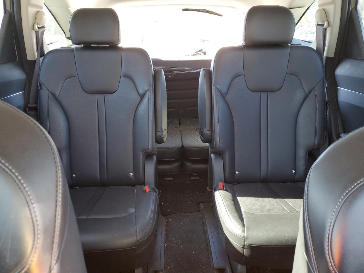 2024 Kia Sorento - Image 10