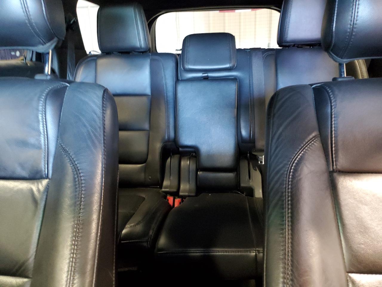 2013 Ford Explorer - Image 10