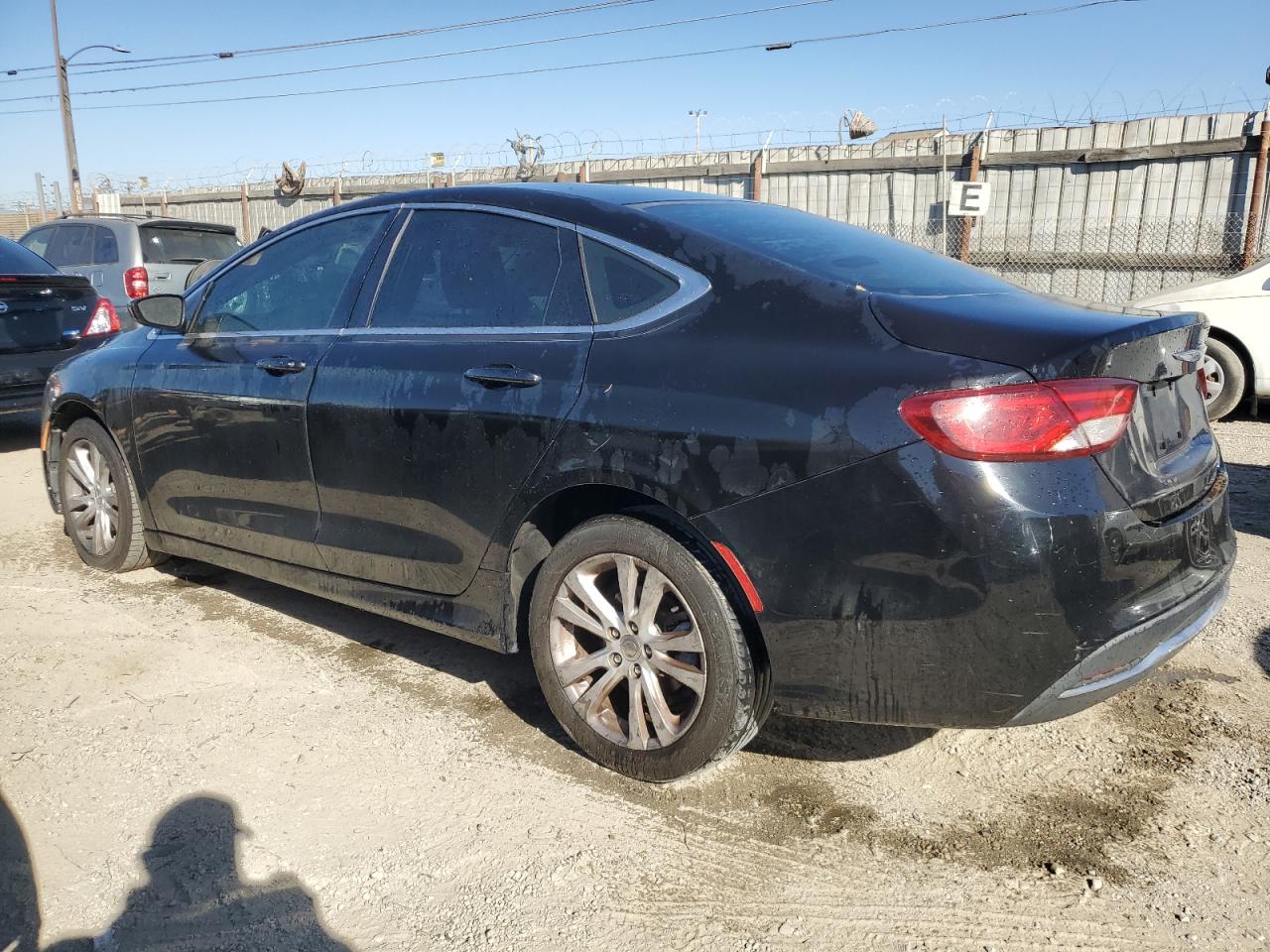 VIN 1C3CCCAB6GN129156 2016 CHRYSLER 200 no.2