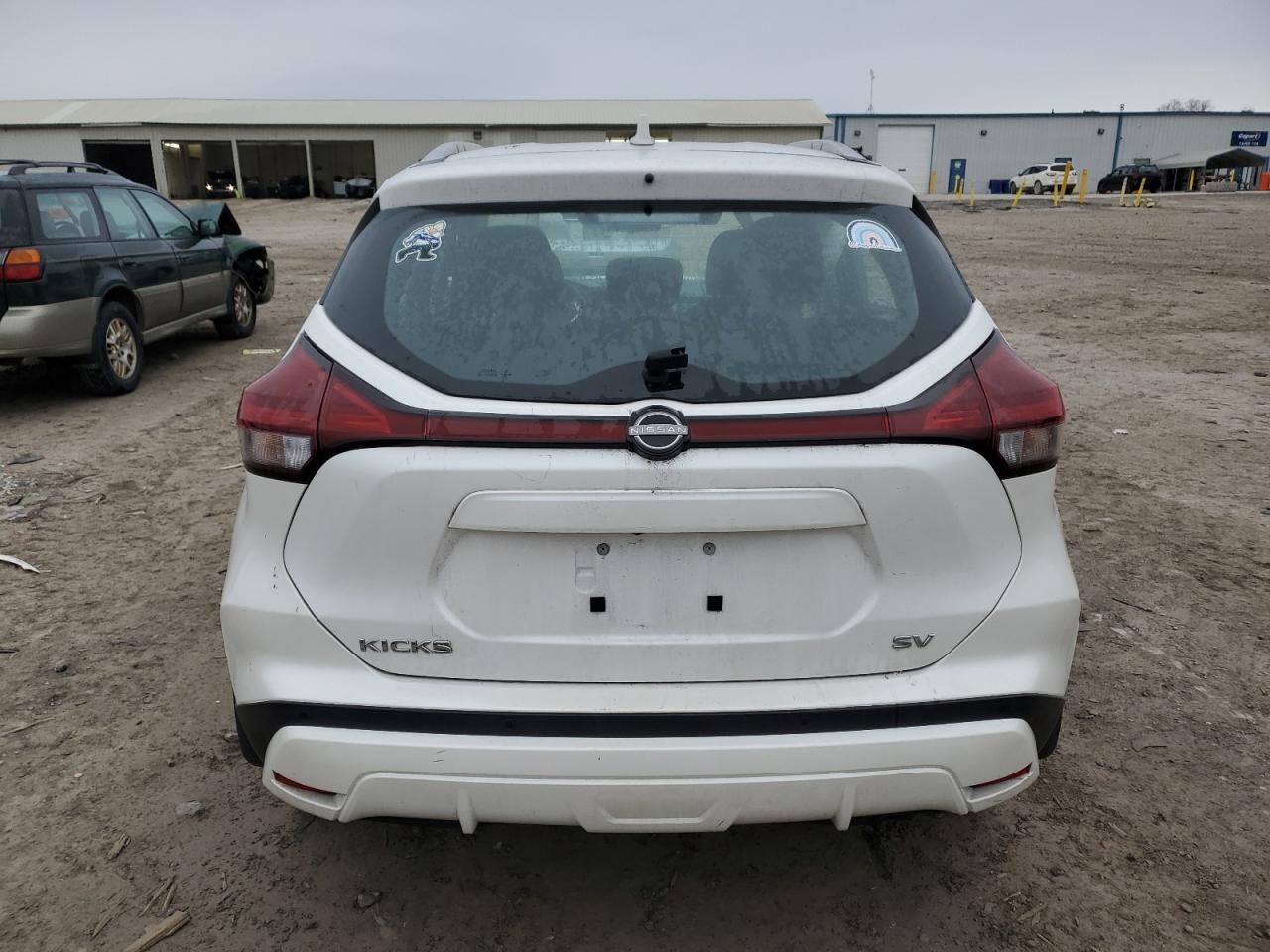 2022 Nissan Kicks - Image 6
