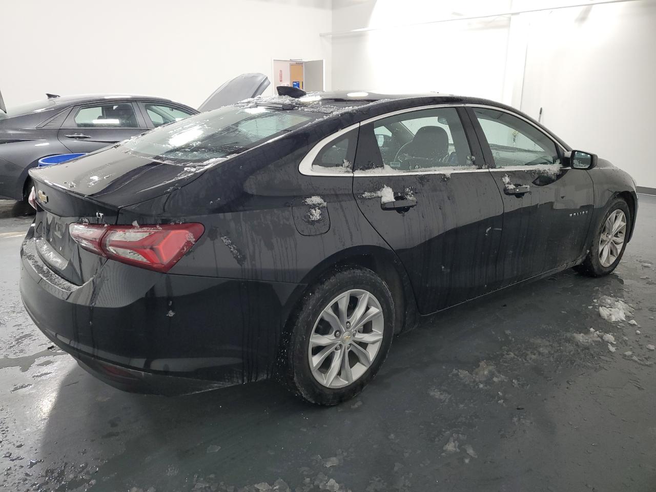 2022 Chevrolet Malibu - Image 3