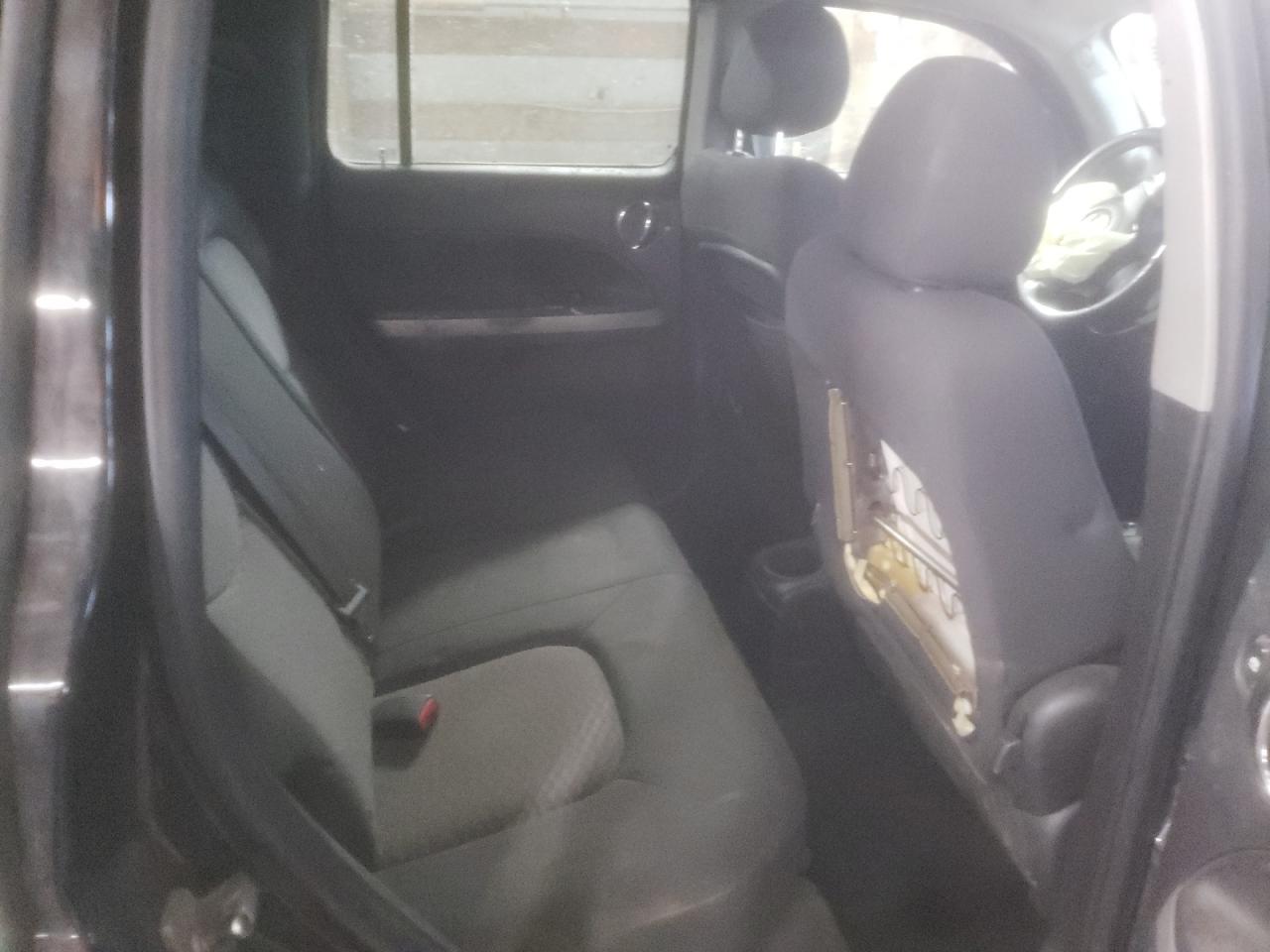 2007 Chevrolet HHR - Image 11