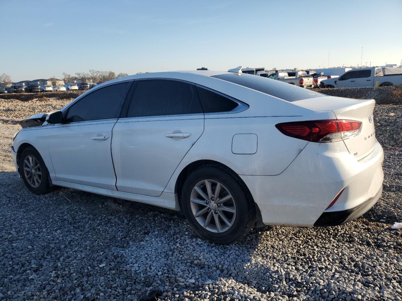 2018 Hyundai Sonata - Image 2