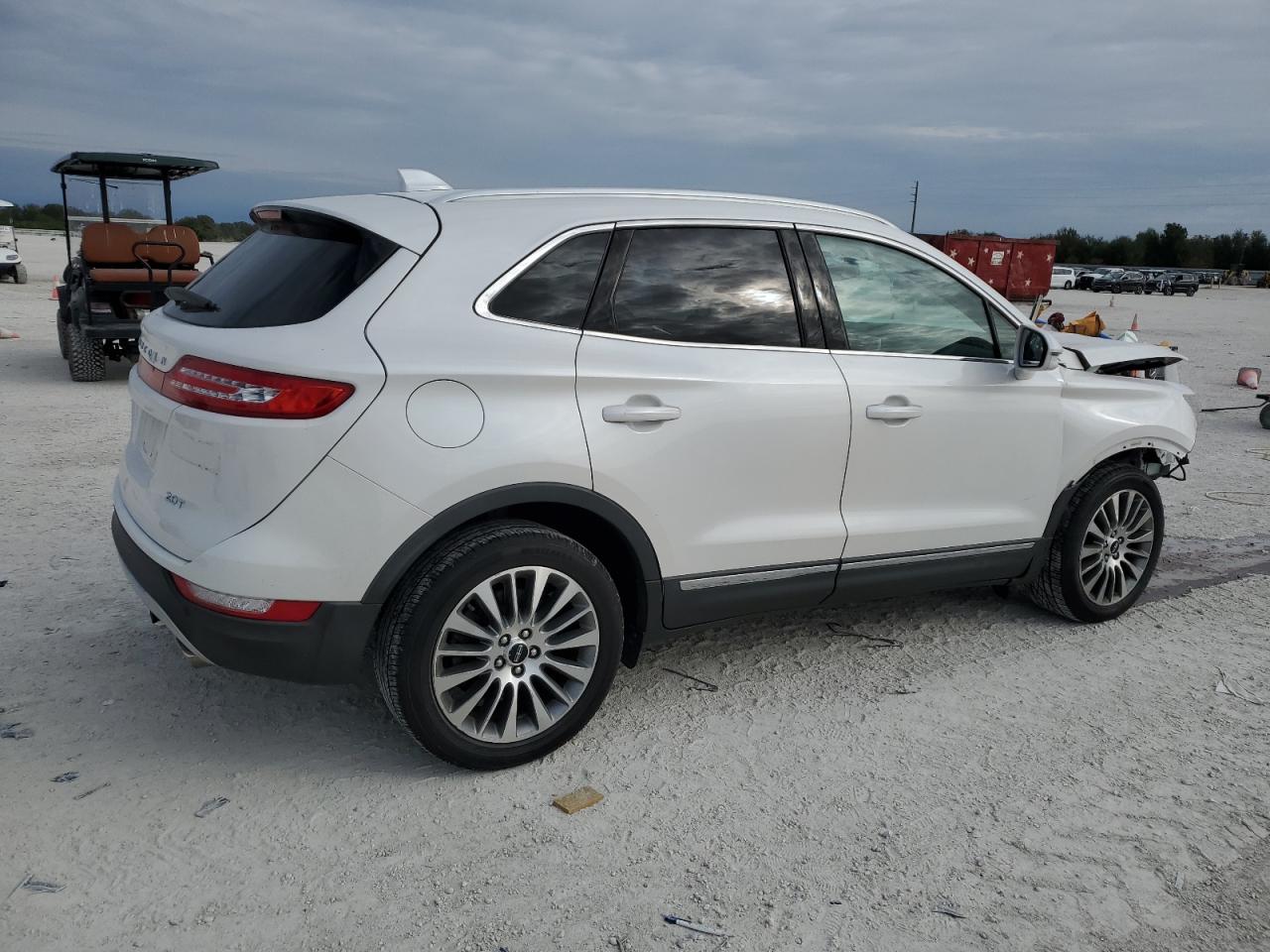 2017 Lincoln MKC - Image 3