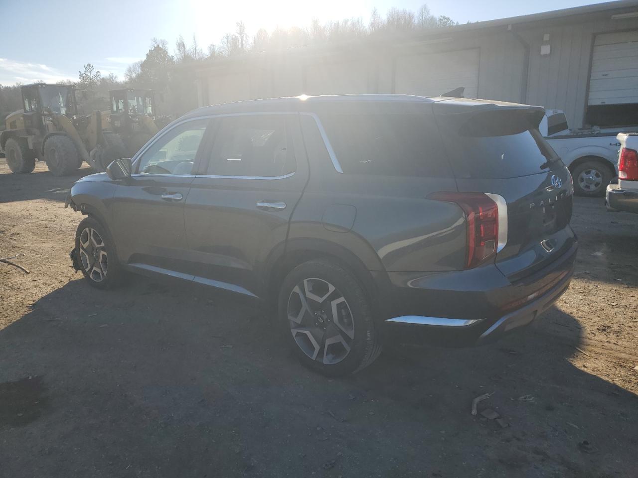 2024 Hyundai Palisade - Image 2