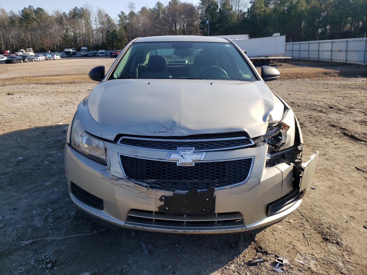 2013 Chevrolet Cruze - Image 5